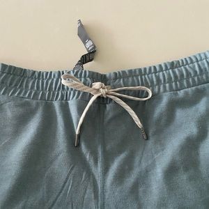 Vuori Performance Jogger